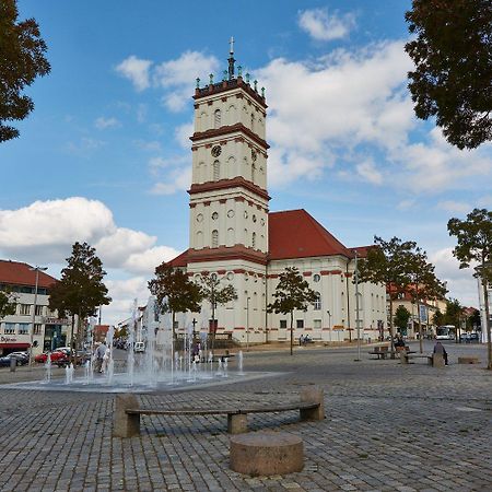 Pension Markt ノイシュトレーリッツ エクステリア 写真